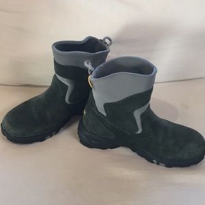 do bean boots stretch